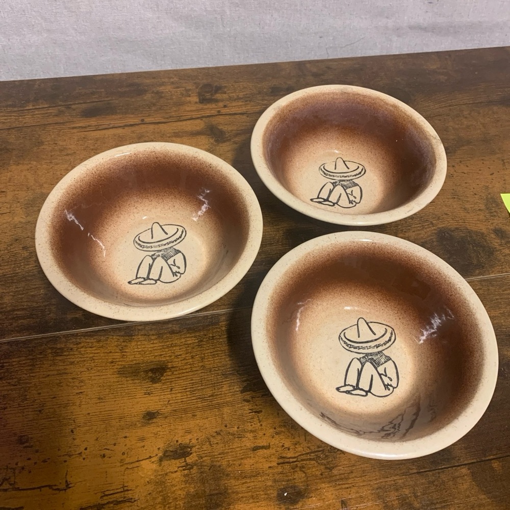 Watt ware Siesta sleeping bowls set of 3